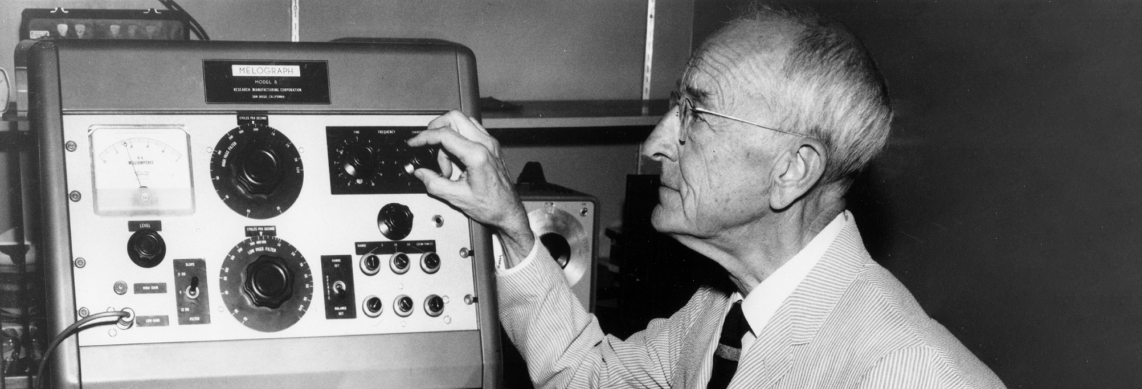 Image: The ethnomusicologist Charles Seeger at his Melograph.